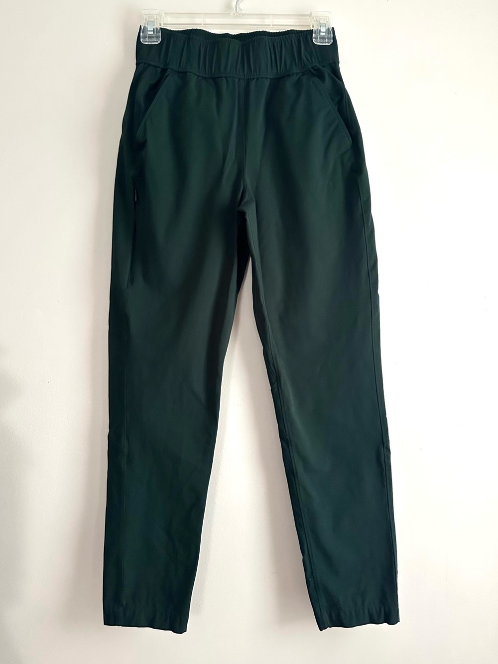 alder • Open Air Pant in Forest Green